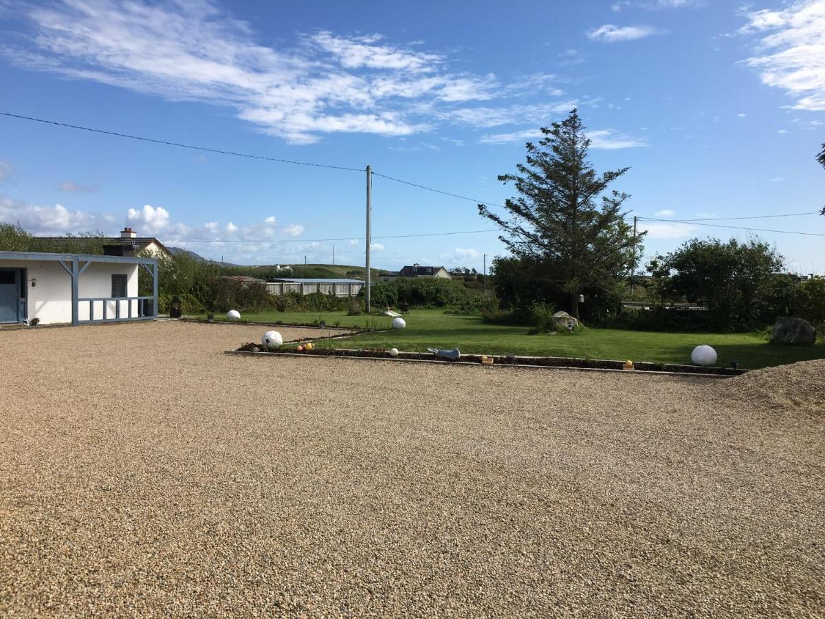 Beachcomber Cottages Ballyconneely Exterior photo